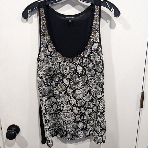 Express Tank Top - Picture 2 of 5